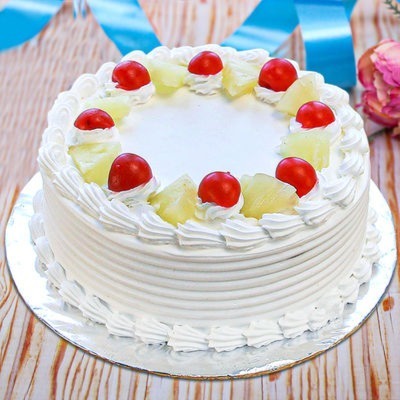 Decorative Pineapple Cake